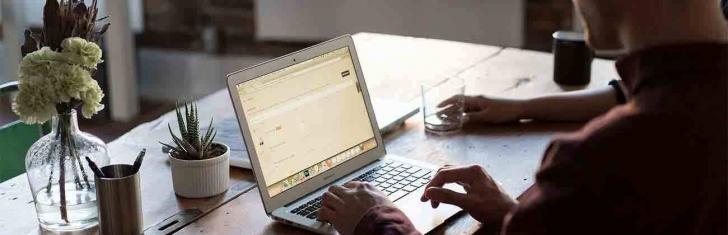 how to outsource an overseas development team 728x235 -