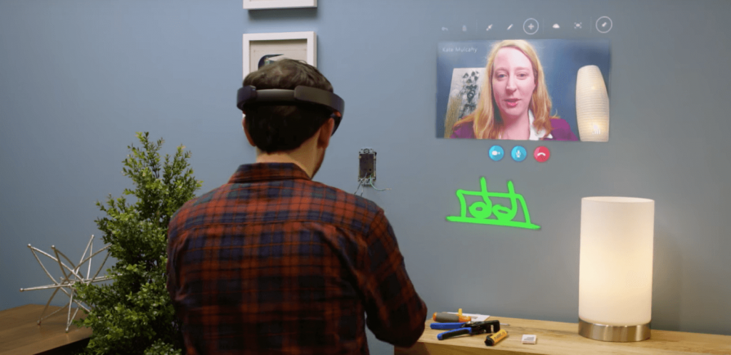 skype hololens 1024x498 - Virtual Reality, Augmented Reality and Mixed Reality: Getting to Know Them