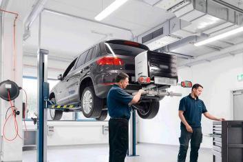 Cross platform mobile app 353x235 -