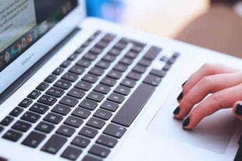 NEW interactive video course 353x235 -