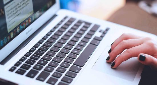 NEW interactive video course 550x299 -