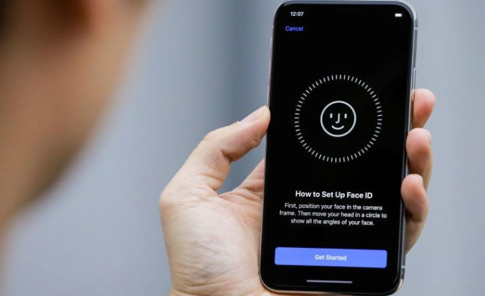 face id - How Artificial Intelligence and Machine Learning Make Data Analytics Efficient