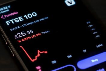 Header AI and ML in Fintech 353x235 -