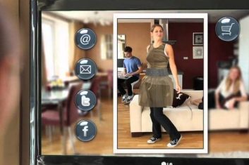 banner VR fitting room 1 353x235 -