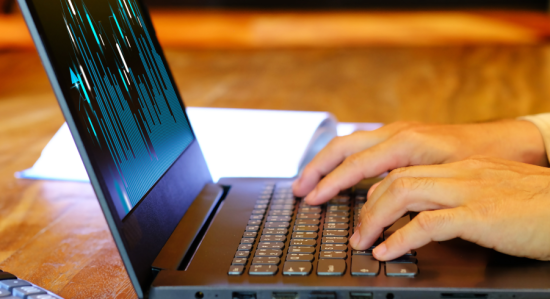 Banner  Custom Trading Software to Cut Costs and Enhance Operations 550x299 -