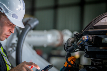 Sergei Vardomatski Banner Augmented Reality in Enterprise Business 353x235 - Sergei Vardomatski